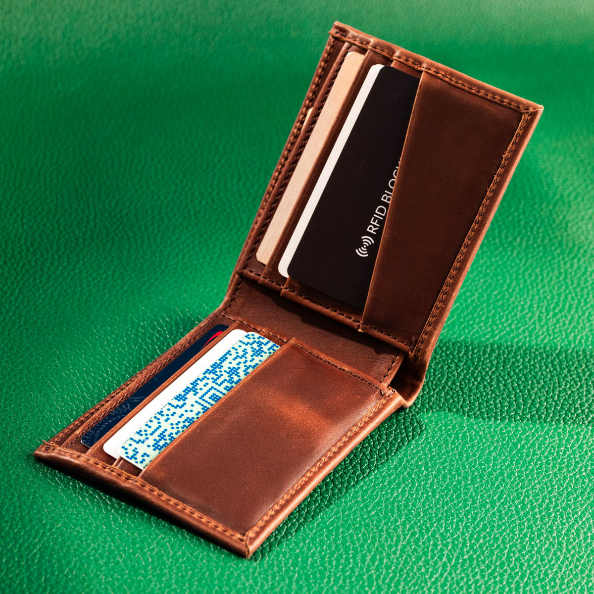 Summit Special Edition Leather Classic Bifold Wallet